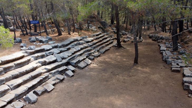 Kadyanda Antik Kenti'ndeki eserler gün yüzüne çıkarılıyor G5