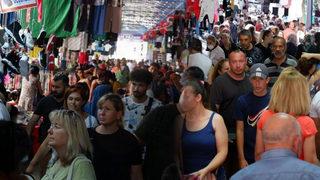 Kimlikle geçiş kararını fırsata çevirdiler, Edirne'ye akın ettiler! 'İnşallah daha çok gelmeye devam ederler'