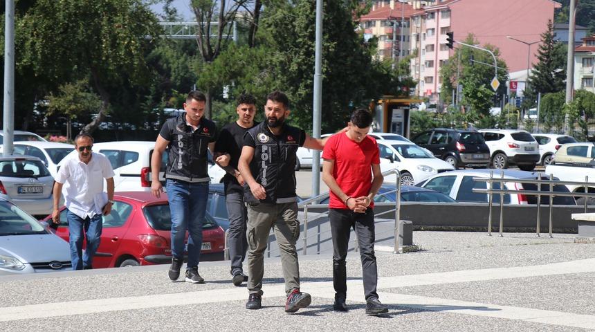 Uyuşturucuyla yakalandı, gazetecilere söylediği şoke etti! "8-9 kişiyi öldürdük"