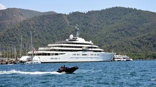 Rus milyarder Abramoviç'in yatı Eclipse Marmaris'te