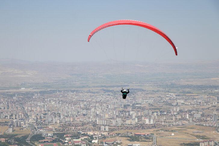 Kayseri'de Yamaç Paraşütü Ali Dağı Mesafe Şampiyonası devam ediyor G3