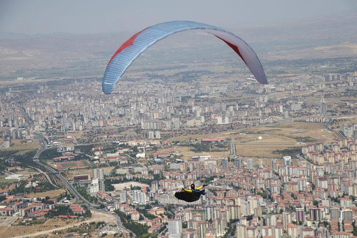 Kayseri'de Yamaç Paraşütü Ali Dağı Mesafe Şampiyonası devam ediyor G4