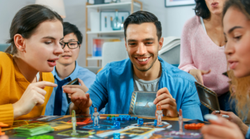 Tatilinize eğlence katacak en sevilen mini kutu oyunları