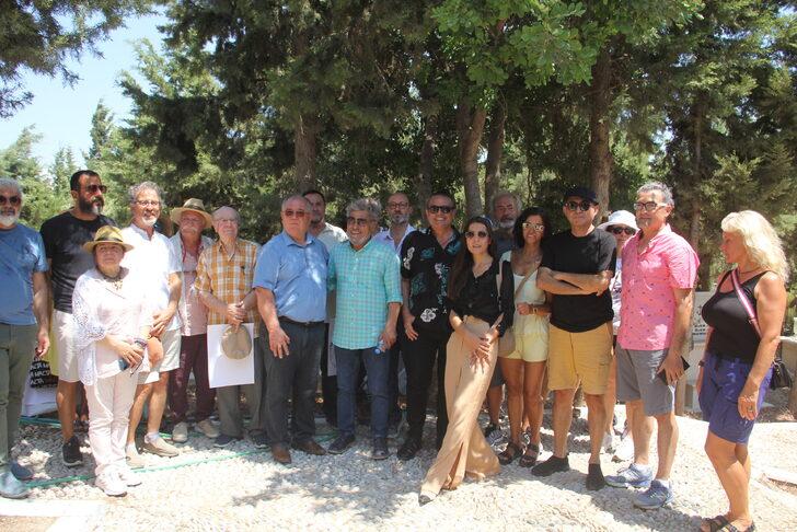 Şair Can Yücel Datça'da mezarı başında anıldı G3