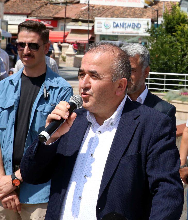 Tokat Belediyesinden 10 bin kişiye aşure ikramı G1