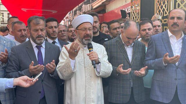 Diyanet İşleri Başkanı Erbaş, Konya'da Tarihi Bedesten Alışveriş Günleri etkinliğine katıldı