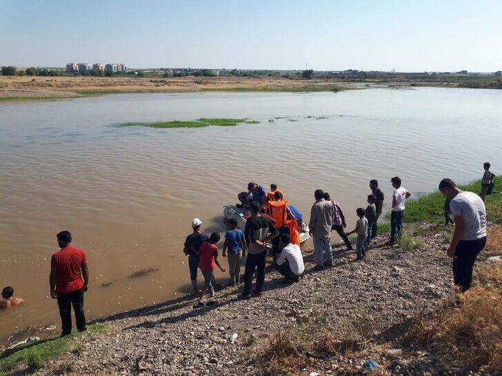 Diyarbakır'da serinlemek için Dicle Nehri'ne giren 2 kardeş boğuldu G4