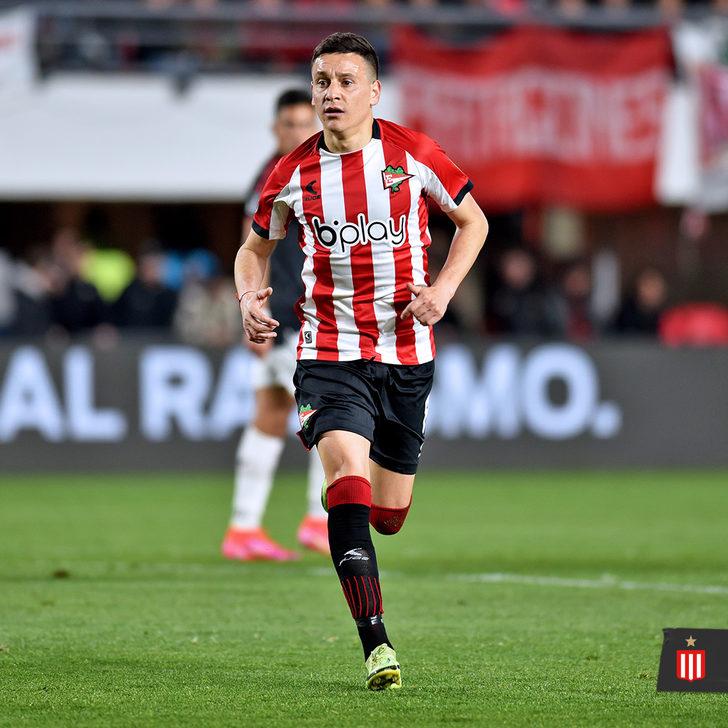 Son dakika: "Bunun adı şike!" Arjantin'de maç sonunda olay çıktı! Estudiantes Başkan Yardımcısı Juan Sebastian Veron, hakeme saldırdı... G5