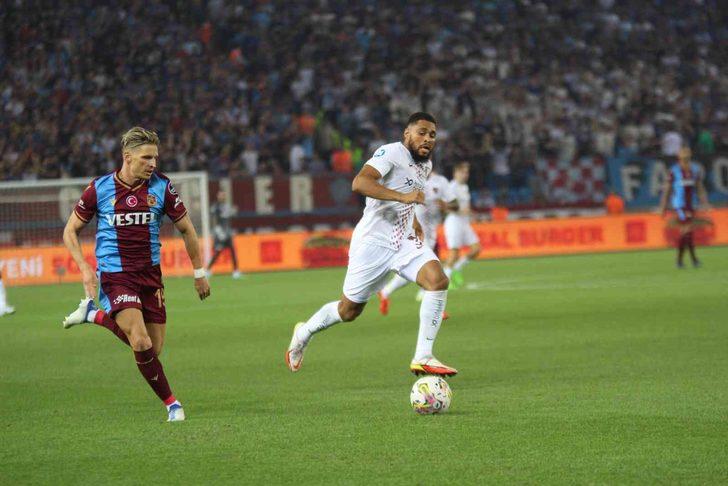 Son dakika: Trabzonspor, Şampiyonlar Ligi öncesi Hatayspor'u tek golle geçti! Abdülkadir Ömür galibiyeti getirdi... G4