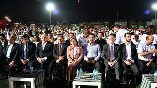 Bakan Kurum, Gaziantep'te başarılı Kur'an kursu öğrencilerine bisiklet dağıttı