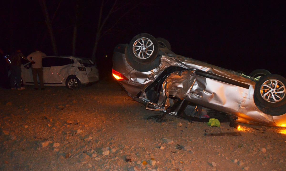 Amasya&rsquo;da domuz s&uuml;r&uuml;s&uuml;n&uuml;n neden olduğu trafik kazasında 8 kişi yaralandı