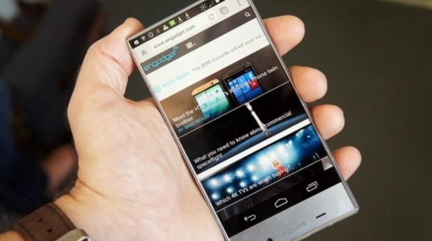 Sharp’tan çerçevesiz telefon: Aquos Crystal 2