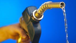 SON DAKİKA: Akaryakıta bir zam daha! Önce motorin şimdi de benzin…