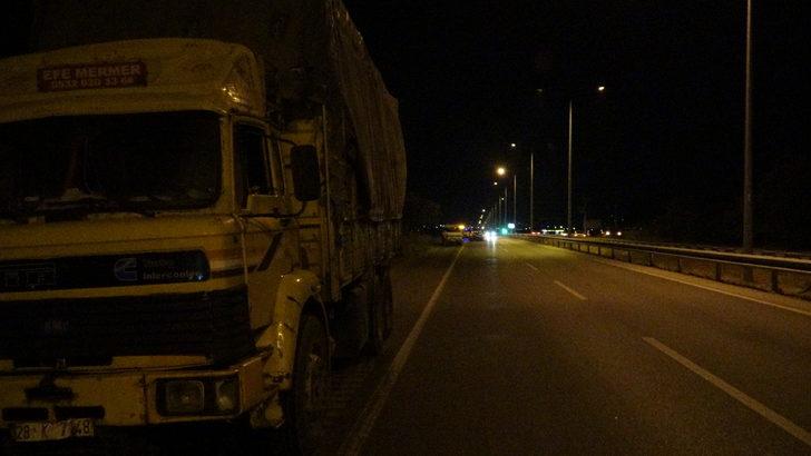 Çorum’da otomobil ile kamyonun çarpıştığı kazada 1 kişi öldü, 3 kişi yaralandı G2