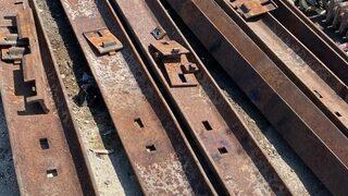 Kırklareli'nde tren raylarını çaldıkları iddiasıyla 5 şüpheli yakalandı