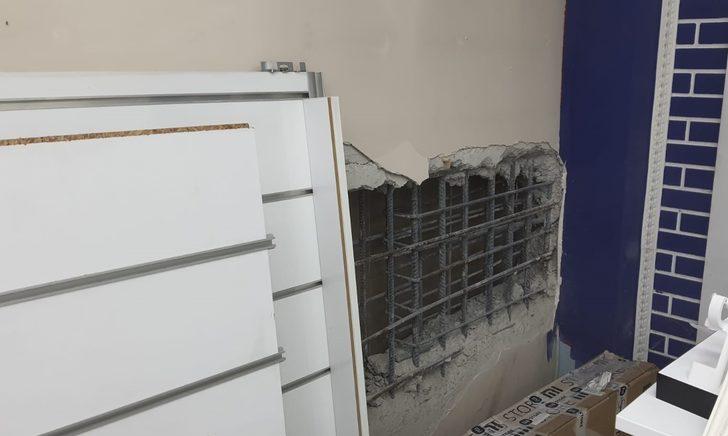 Sakarya'da taşıyıcı sistemi tahrip edilen bina mühürlendi G2