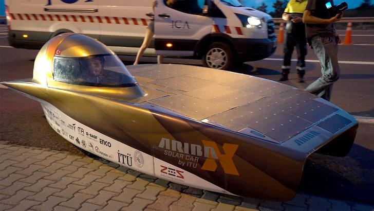 Yavuz Sultan Selim Köprüsü, İTÜ renklerine boyandı G3