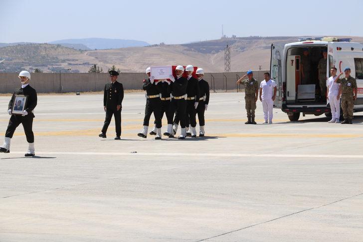 Şehit Piyade Teğmen Ömer Bağra için Siirt'te tören düzenlendi G2