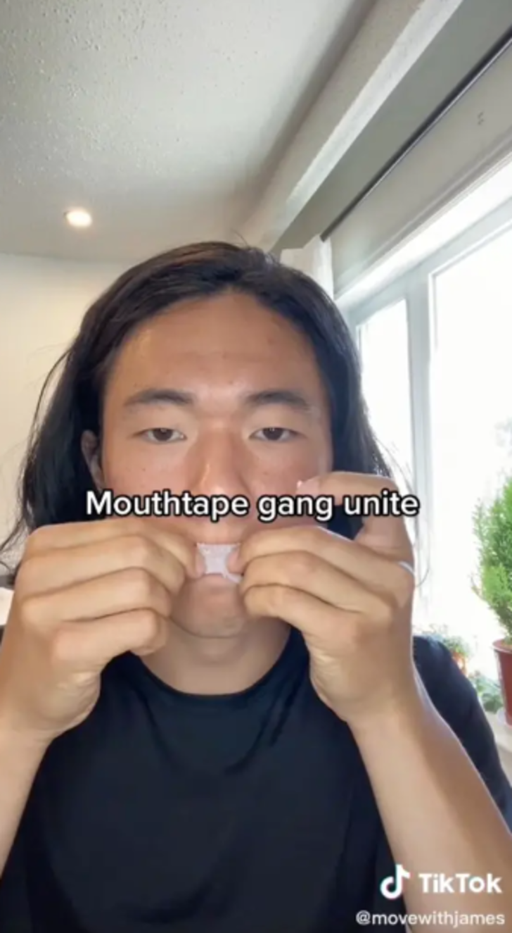 Doktorlar dünya genelinde yayılan TikTok trendine karşı uyardı! “Korkunç bir fikir” G2