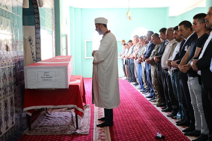 Şehit Piyade Teğmen Ömer Bağra, Siirt'te son yolculuğuna uğurlandı G1