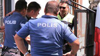 İzmir'de otogarda karısını bıçakla öldüren şüpheli adliyeye gönderildi