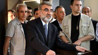 Bakan Yıldız: Bazı vaatler ülke insanının zekasına saygısızlık