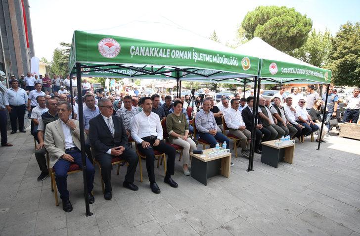 AK Parti Grup Başkanvekili Turan, yangın söndürme tankeri dağıtım töreninde konuştu: G1