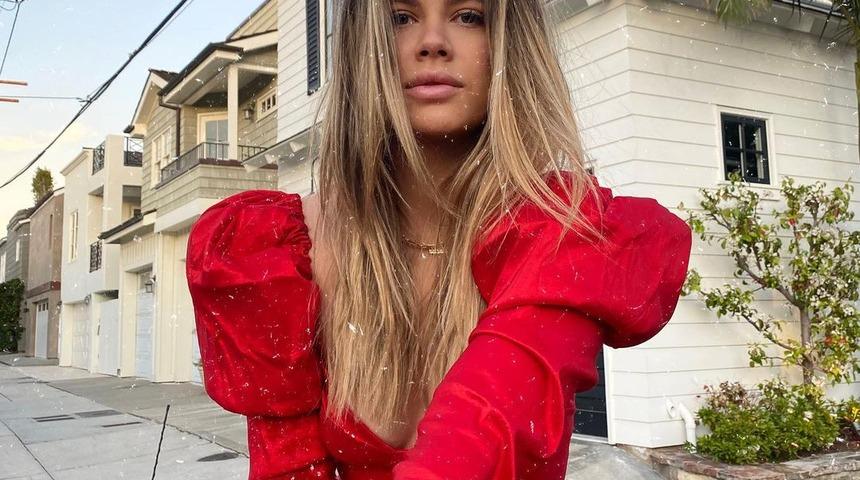 Kendisinden 30 yaş büyük eşinin üçüncü karısı! ''Eşleri yaşlandıkça değiştiriyor heralde'' denilince...