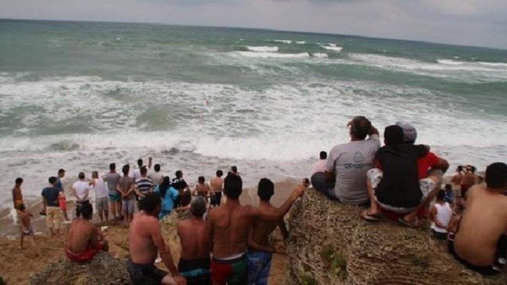 Şile'de 3 kişi boğuldu, 2 kişi denizde kayıp