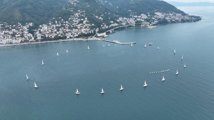 Ordu'ya gelen 21 yelkenli yat, deniz turu atarak şehri selamladı G2