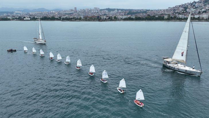 Ordu'ya gelen 21 yelkenli yat, deniz turu atarak şehri selamladı G4