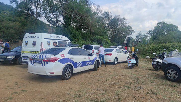 Beykoz'da derede erkek cesedi bulundu G4