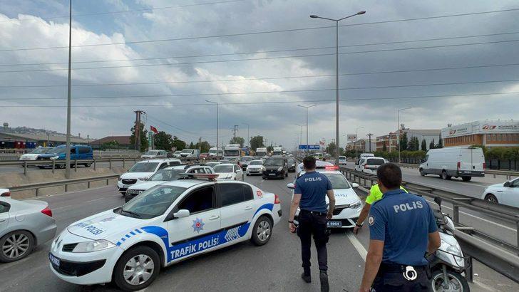 Kocaeli'de zincirleme trafik kazasında 6 kişi yaralandı G1
