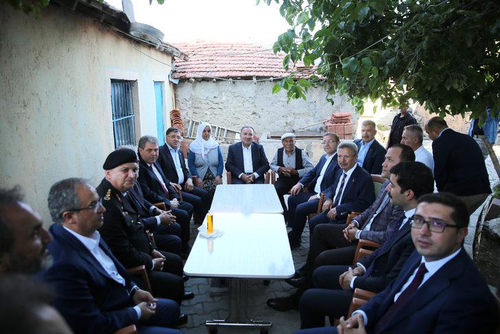 Adalet Bakanı Bozdağ, Yozgat'ta şehit Özdemir'in ailesini ziyaret etti G2