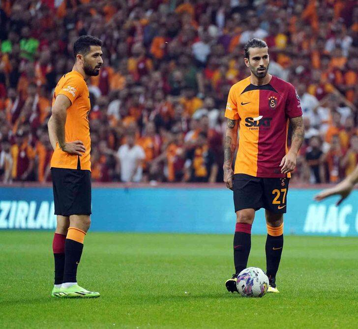 Son dakika: "Ayakkabının orada işi ne?" Galatasaray - Giresunspor maçında taraftar karşılaşmayı bıraktı, bu pozisyonu konuşuyor... G2