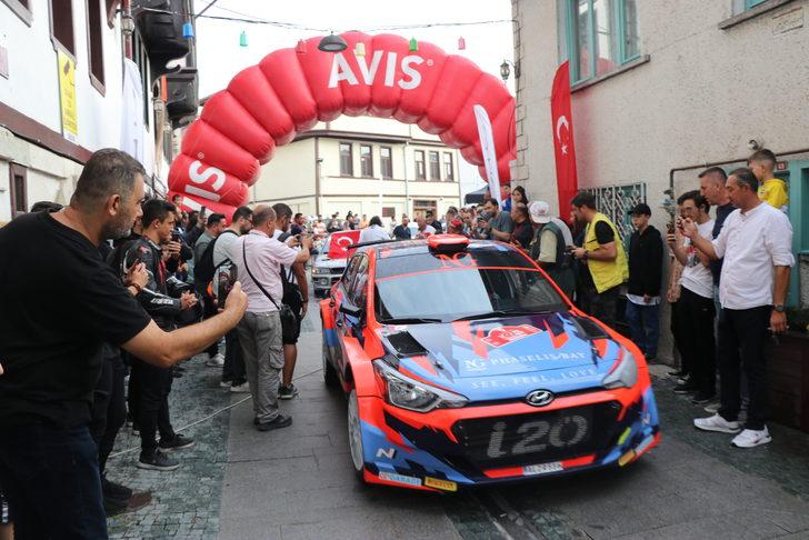 Kütahya'da düzenlenen 100. Yıl Tırmanma Yarışı'nın start seremonisi yapıldı G4