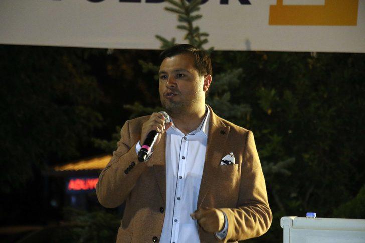 Uşak'ta, AK Parti'nin kuruluşunun 21. yıl dönümü kutlandı G3