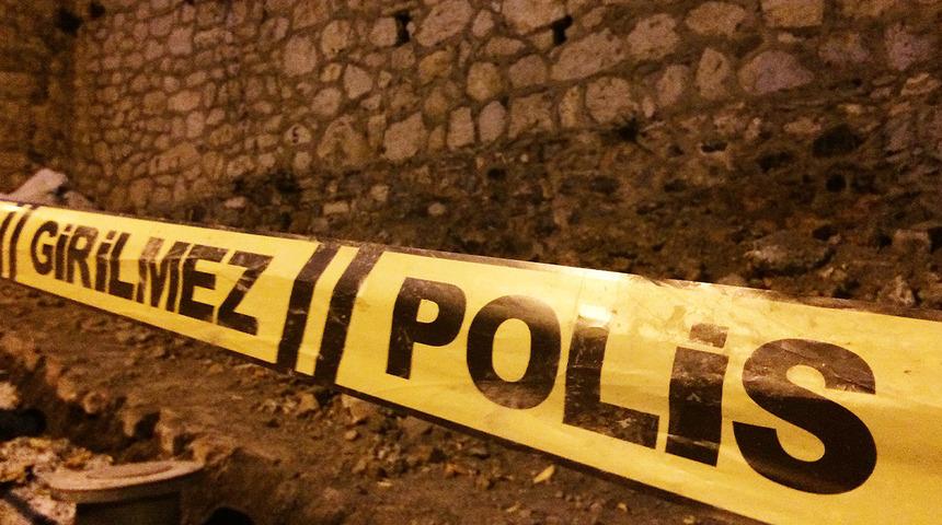 Parkta oturan 4 Suriyeliyi bıçakladılar! 'Defolun ülkemizden' diyerek...