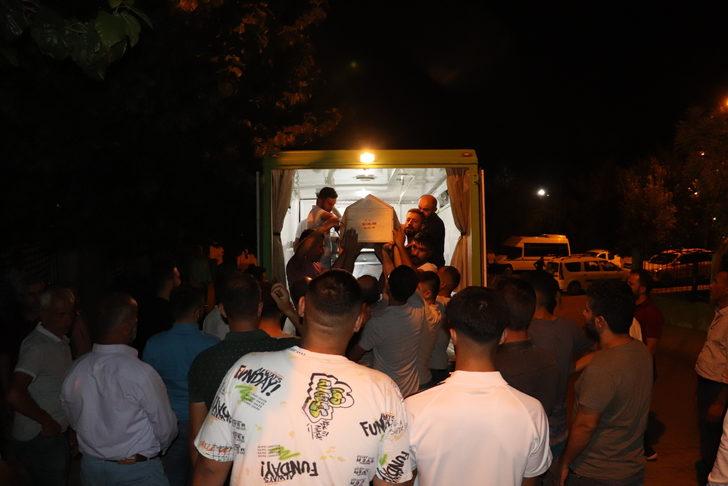 Müküs Çayı'nda 2 ay önce kaybolan ve cesedi bulunan hemşire son yolculuğuna uğurlandı G2