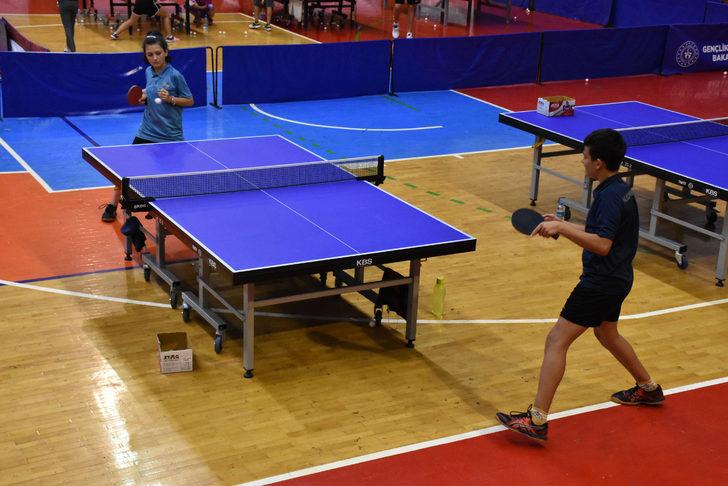 Masa tenisinin küçük sporcuları Ordu'da geleceğe hazırlanıyor G4