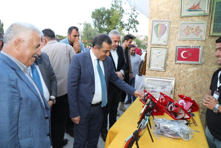 ​​​​​​"Kars 1. Altın Eller Geleneksel El Sanatları Festivali" sürüyor G2