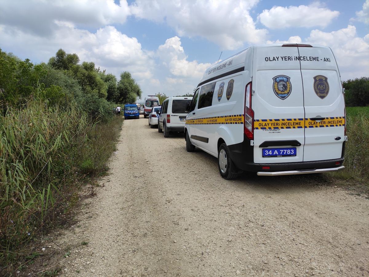 &Ccedil;atalca'da tarlada erkek cesedi bulundu