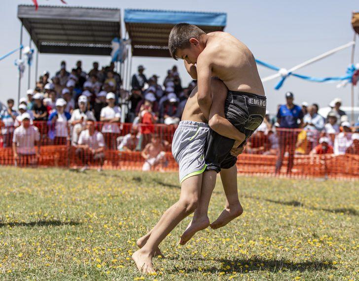 Geleneksel Erzurum Ovası Güreş Festivali, Erzurum'da başladı G2