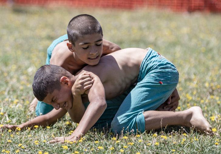 Geleneksel Erzurum Ovası Güreş Festivali, Erzurum'da başladı G5