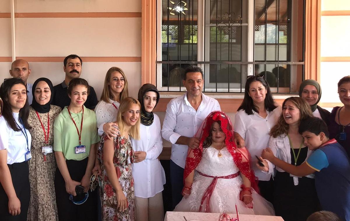 Gaziantepli down sendromlu kızın d&uuml;ğ&uuml;n hayali ger&ccedil;ek oldu