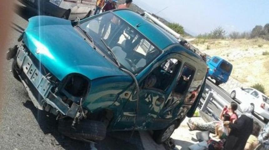 Eski futbolcu Ayg&uuml;n Taşkıran'ın kızı kazada hayatını kaybetti