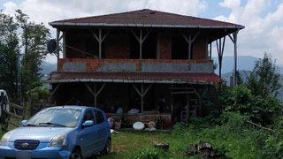 Bankadan satın almıştı! Adeta korku evine dönüştü Kapı, pencere ve dolaplar...