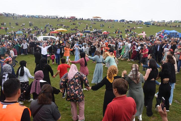 Giresun'da "30. Uluslararası Dereli Kümbet Kültür ve Sanat Festivali" düzenlendi G2