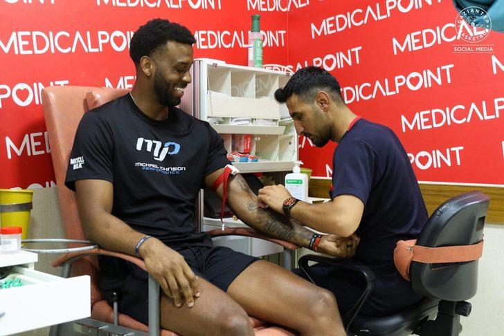 Gaziantep Basketbol'da sporcular sağlık kontrolünden geçirildi G3