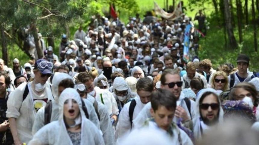 Almanya’da en büyük linyit madenlerinden biri bloke edildi